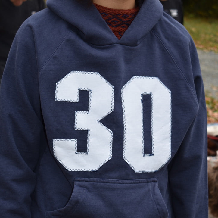 30 Hoodie Navy